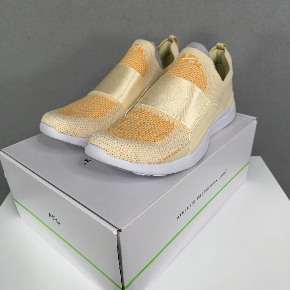 APL TechLoom Bliss Shoes Mens Size 12 Yellow Mesh Slip On Running Sneakers